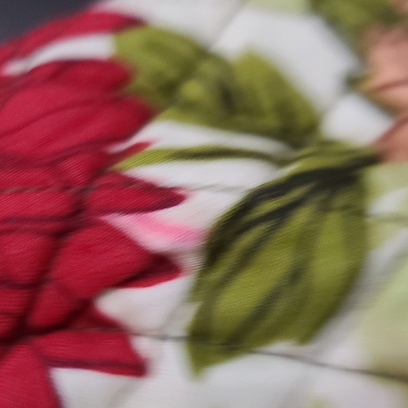 Vera Bradley Hello Dahlias Retired Purse Shoulder Bag Floral Kiss Lock GUC READ - Picture 4 of 16